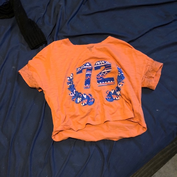 Cute half shirt - Picture 1 of 1